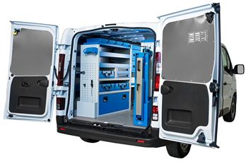 01_furgone di grandi dimensioni trasformato in officina mobile a Caronno